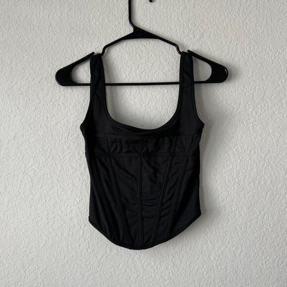 Princess Polly black wired structured corset🖤🍸✨ - Picture 6 of 8